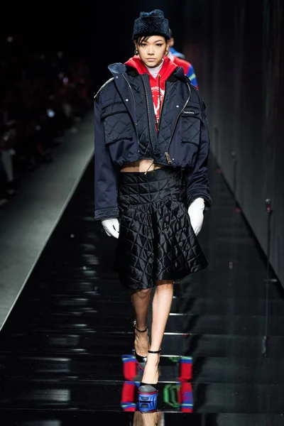 Look 20